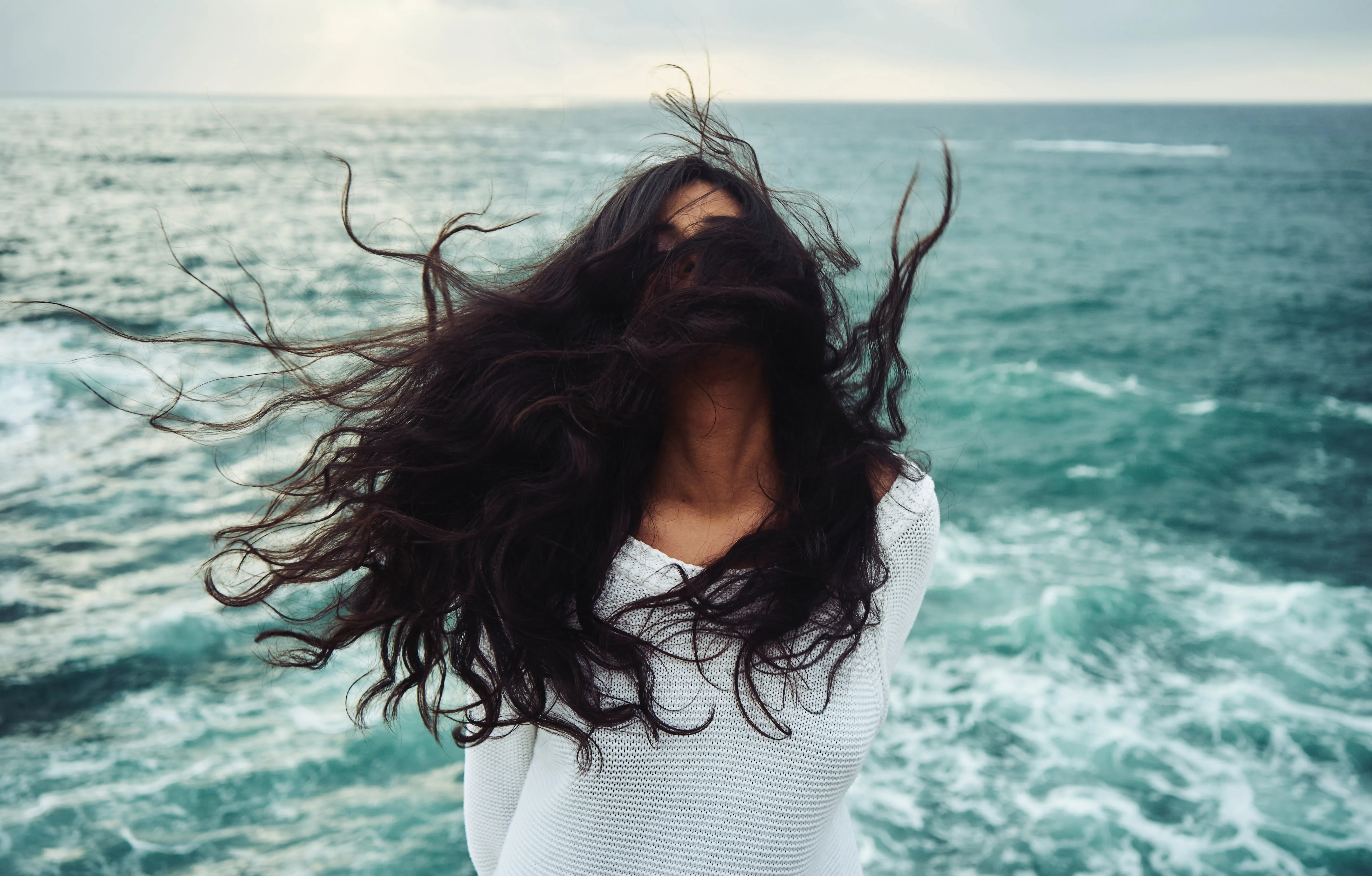 Cheveux plus forts et brillants : arrêter le tabac sous le soleil de La Réunion